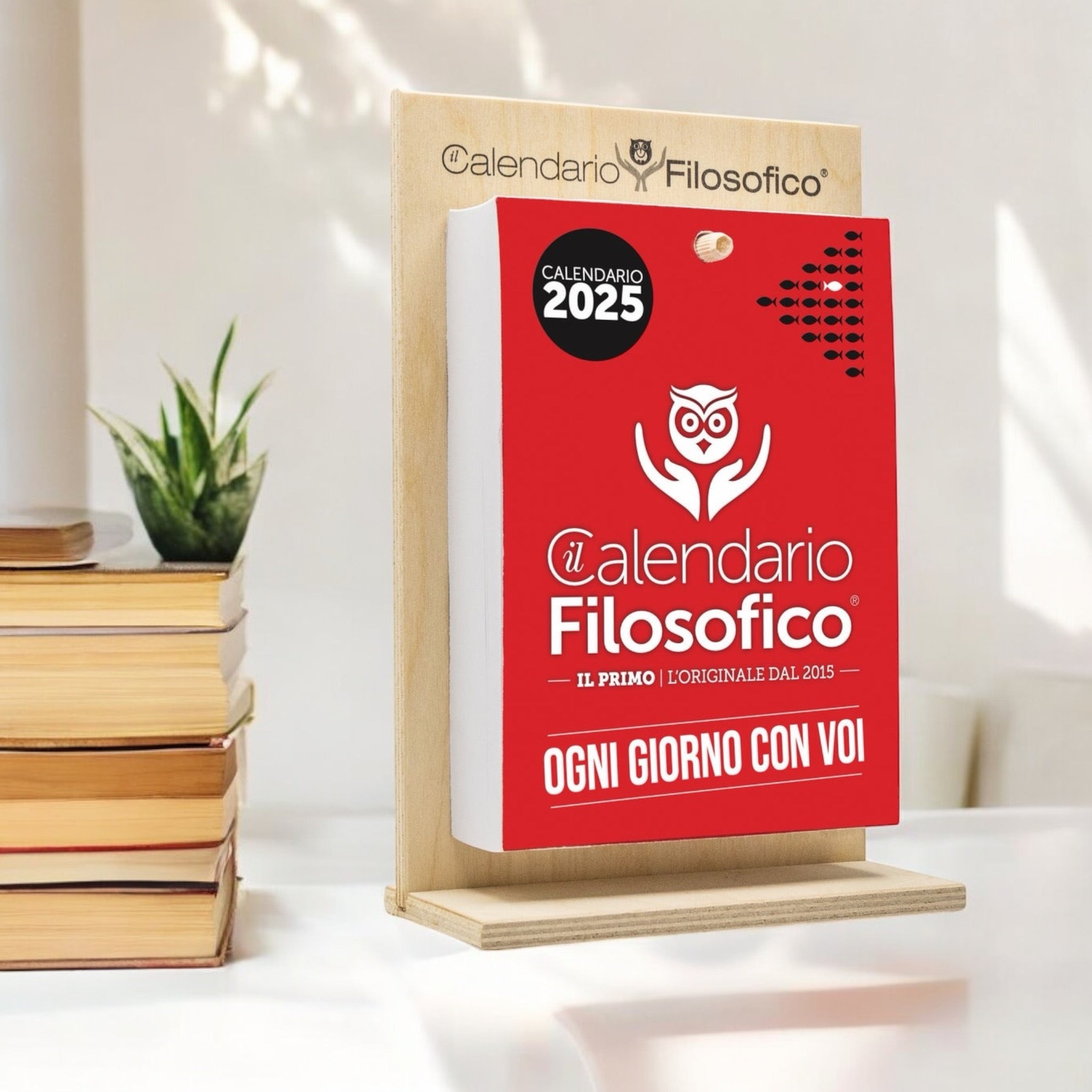 Calendario Filosofico 2025 - A4 GRANDE  21x30 cm - con Supporto in Legno