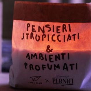 Candela Profumata Pensieri Stropicciati - PENSIERI STROPICCIATI & AMBIENTI PROFUMATI