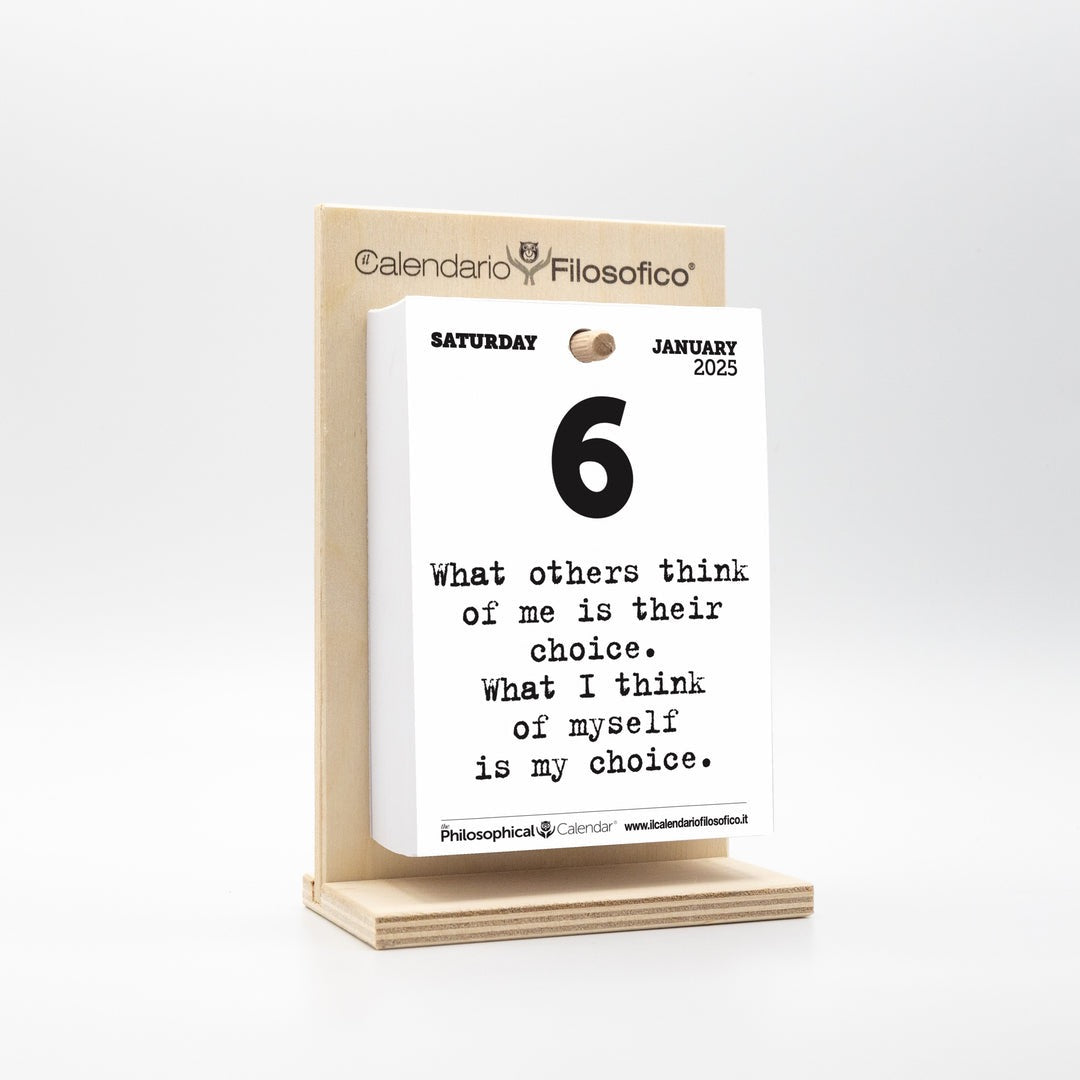 Calendario in INGLESE 2025 - A6 PICCOLO  10x14 cm - con Supporto in Legno