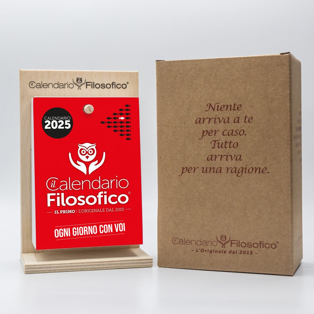 Calendario Filosofico 2025 - A6 PICCOLO  10x14 cm - con Supporto in Legno